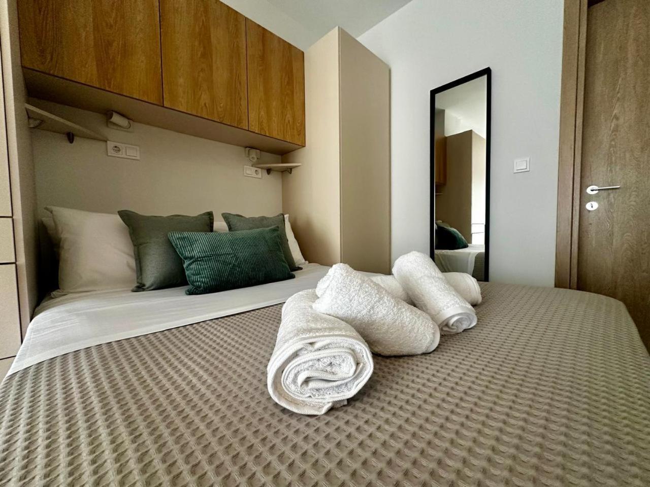 Aparthotel Alki-House Atene Esterno foto